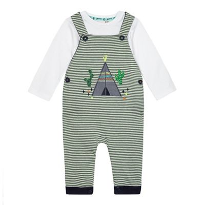 Baby boys' green teepee applique dungarees and top set